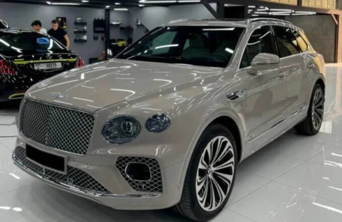 Винниківська фабрика, Bentley і елітний курорт: як контрабандист Козловський збагачується на бюджетних коштах Львова