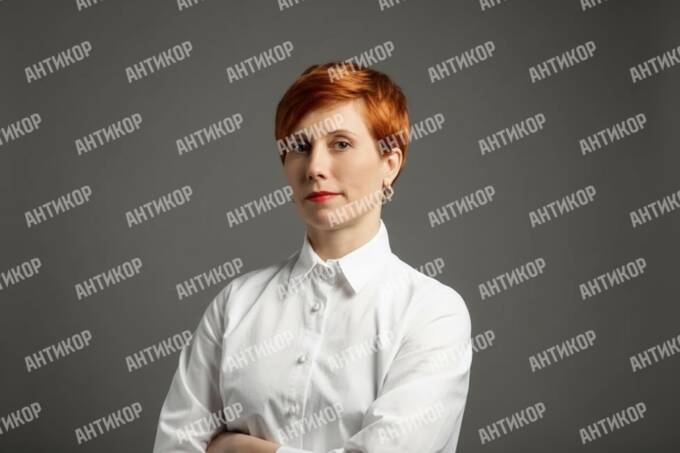 Російські мільярди, кіпрський офшор і нове обличчя: яку роль відіграє Наталія Назарова в історії Mettmann Public Company Limited