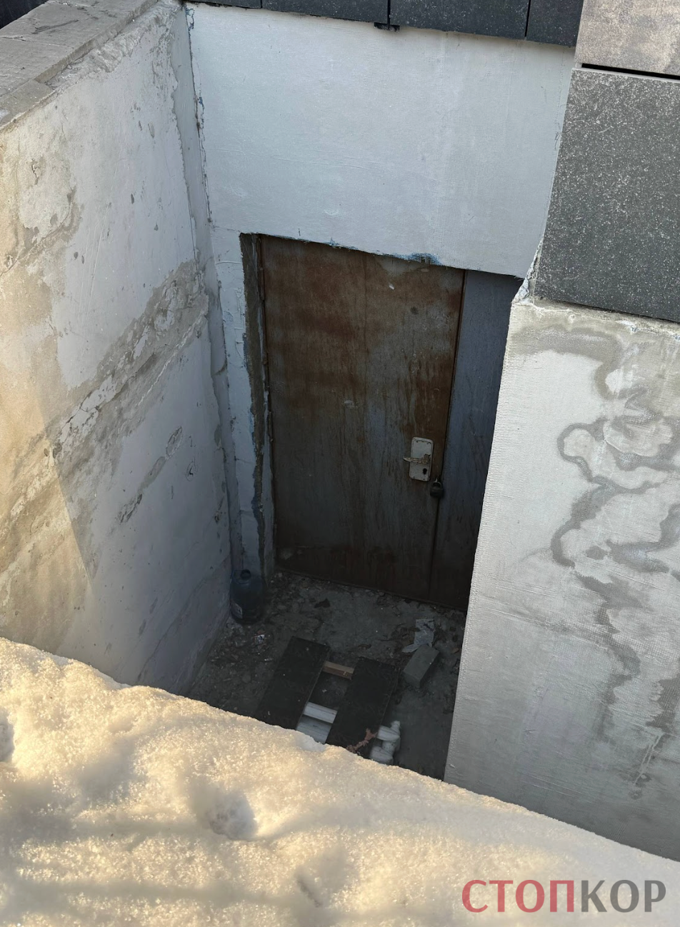 Афера на 30 млн? Мешканці ’’енергоефективного’’ будинку на Позняках заявили про зловживання голови ОСББ Нікітченка